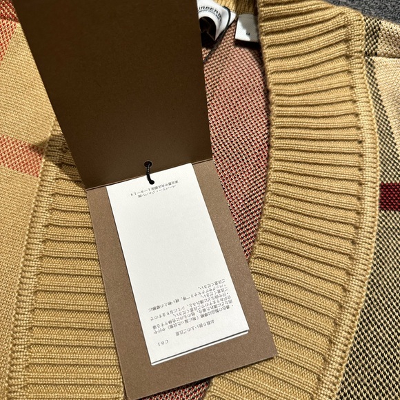 Burberry Tan and Red Knitwear - Picture 5 of 5